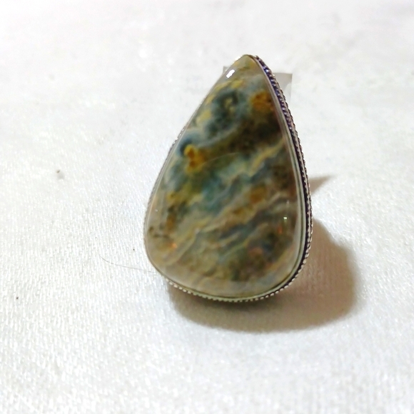 Moss agate, beautiful ring, size 8, silver ring, mossy agate cocktail ring - Picture 4 of 4